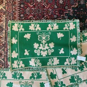 Set of 4 Green & White Reversible Shamrock Pattern 100% Cotton Woven Placemats
